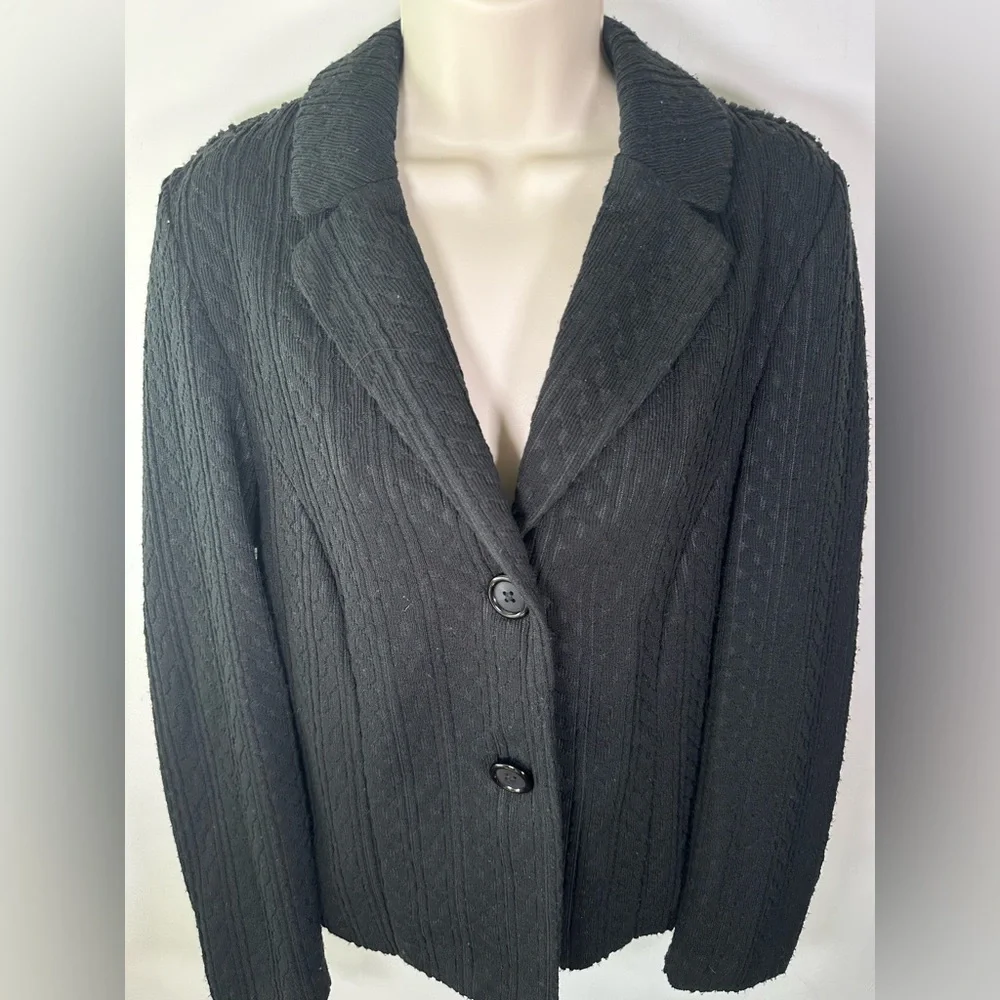Briggs New York women’s black faux cable knit blazer size 8